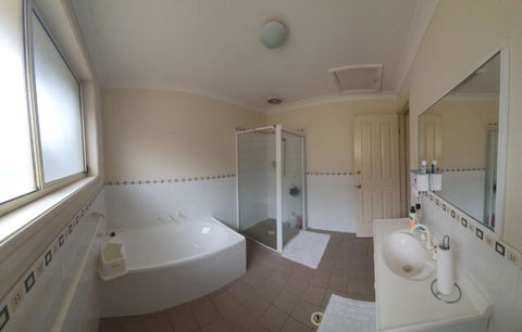 A Cosy Private Bedroom For You (2) - Tweed Heads Accommodation 3