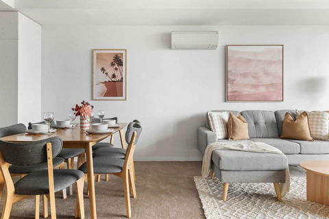 A Cozy 2BR Home Next To The Yarra River - Tweed Heads Accommodation 1