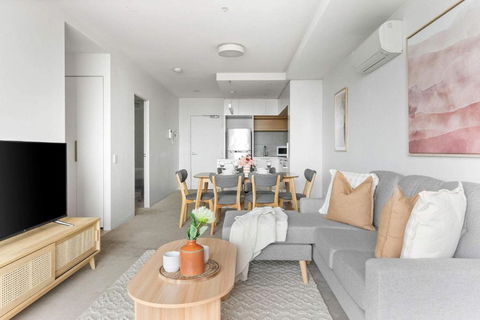 A Cozy 2BR Home Next To The Yarra River - Tweed Heads Accommodation 2