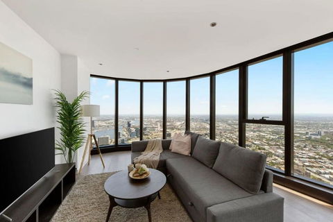 A Cozy 3BR Apt With Panoramic Views FREE Parking - Tweed Heads Accommodation 1