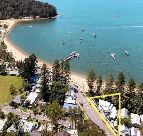 Absolute Beach Front House Panoramic Views - Tweed Heads Accommodation 0
