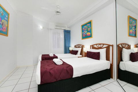Absolute Beachfront Apartment - Tweed Heads Accommodation 2