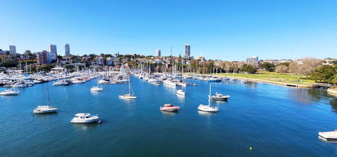 Absolute Waterfront With Oversized Private Terrace - Tweed Heads Accommodation 2