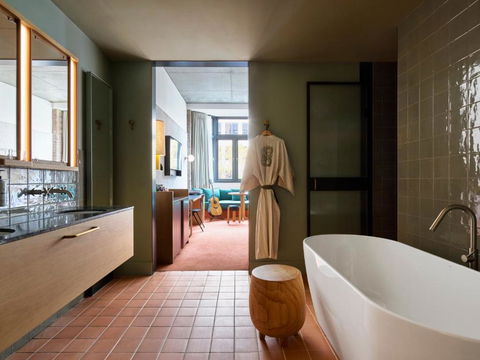 Ace Hotel Sydney - Tweed Heads Accommodation 4