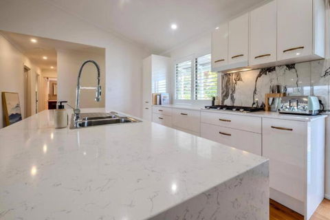 Acreage Near Currumbin Beach - Tweed Heads Accommodation 2