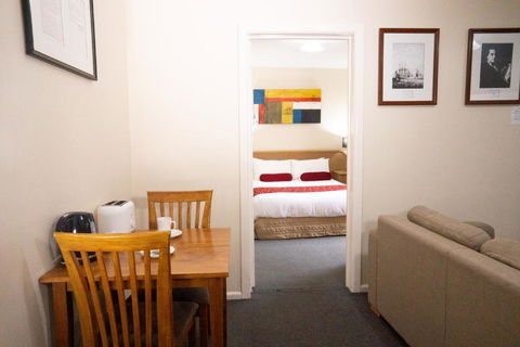 Admiralty Inn - Tweed Heads Accommodation 3