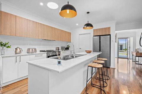 Aerial Beach House 2 - Tweed Heads Accommodation 4