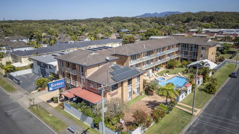 Affordable, Pool, Spa, Beach, Bbq, Sleeps 4 - Tweed Heads Accommodation 4