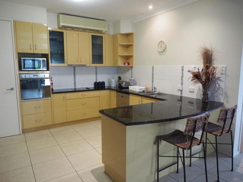 Accommodation On Westlake Mount Ommaney - Tweed Heads Accommodation 1