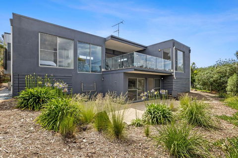 Aireys Sunset Beach House - Tweed Heads Accommodation 0