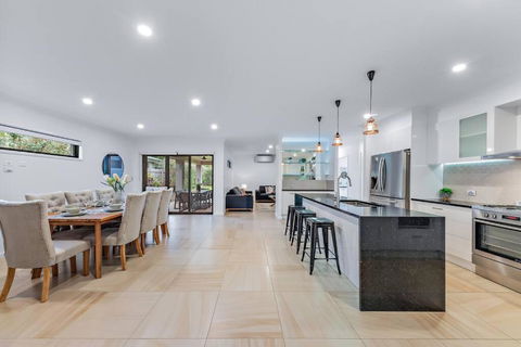 Airlie Beach Home - Tweed Heads Accommodation 3