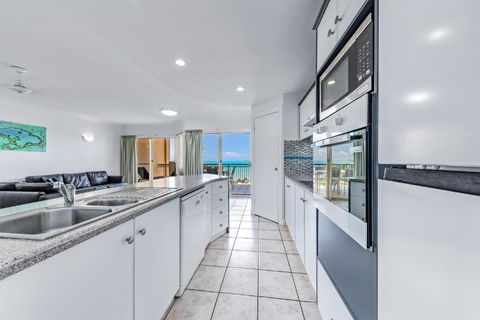 Airlie Ocean Paradise - Tweed Heads Accommodation 4