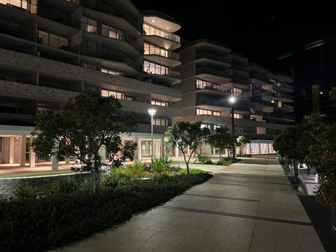 AKS Honeysuckle - Tweed Heads Accommodation 0