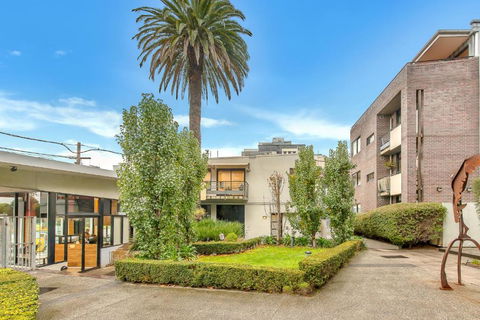 Alameda Apartment St Kilda By Ready Set Stay - Tweed Heads Accommodation 3