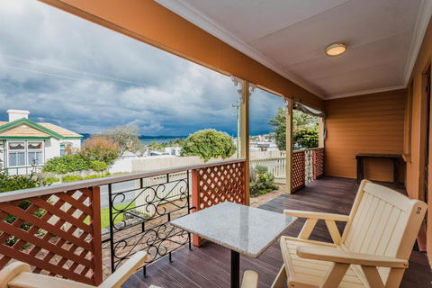 Albany Historic Cottage By The BnB Collection - Tweed Heads Accommodation 0