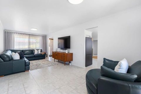 Albatross-96 Albatross Ave Hayborough - No Linen Included - Tweed Heads Accommodation 2