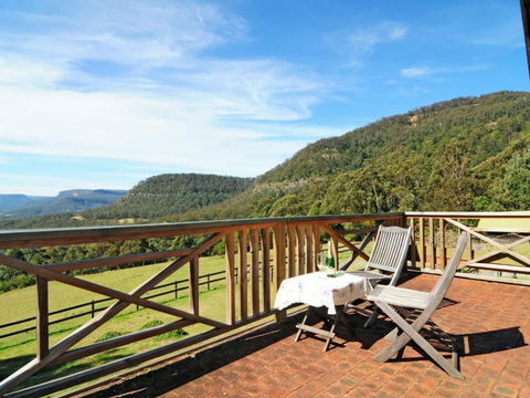 Alcheringa Cottage Amazing Location With Views - Tweed Heads Accommodation 0