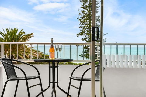 Alex Beach Apt Bilgola4 - Tweed Heads Accommodation 0