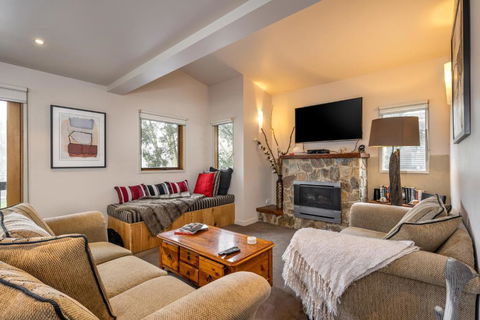 Alinga - Tweed Heads Accommodation 0