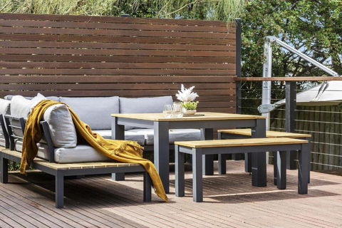 All Decked Out - Beach Retreat In Central Blairgowrie - Tweed Heads Accommodation 2