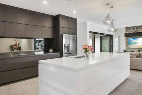 Allure - 4 Bedroom Luxury House In Port Douglas - Tweed Heads Accommodation 1