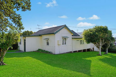Almare 7 Gowing Street - Tweed Heads Accommodation 0