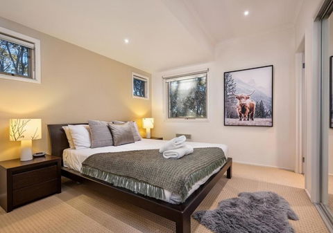Alpenglow - Tweed Heads Accommodation 4