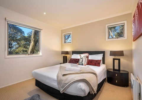 Alpenglow - Tweed Heads Accommodation 1