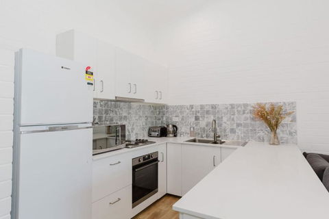 Alpha Centauri 7 Of 39 Gippsland Street - Tweed Heads Accommodation 1