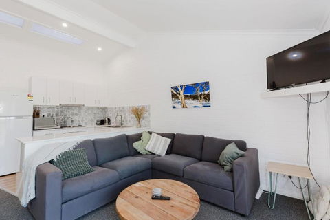 Alpha Centauri 7 Of 39 Gippsland Street - Tweed Heads Accommodation 2