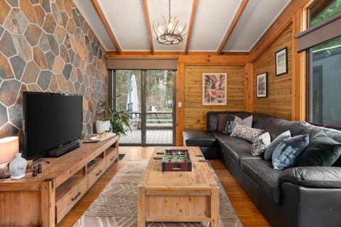 Alpine Creek House And Cabin - Tweed Heads Accommodation 1