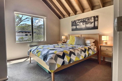 Alpine Edge - Tweed Heads Accommodation 2
