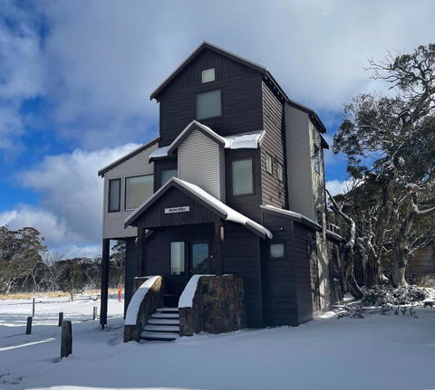 Alpine Edge - Tweed Heads Accommodation 0