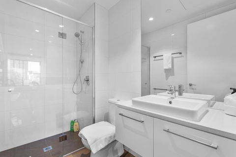 Amazing Bay Views & Spacious In Southbank 2B2B1C - Tweed Heads Accommodation 3