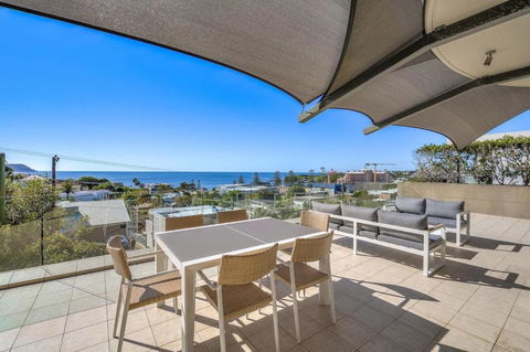 Amelie - Luxury Beach View Condo Minutes To Beach - Tweed Heads Accommodation 1