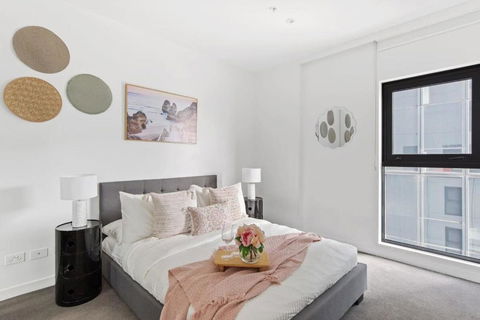 An Amazing 2BR Apt With City Views In Southbank - Tweed Heads Accommodation 1