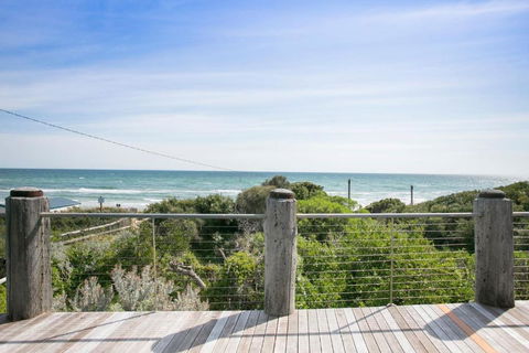 Anchor Beachfront Retreat Water Views, On The Beach - Tweed Heads Accommodation 0