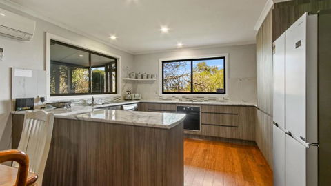 Anchored On Capes Upstairs - Tweed Heads Accommodation 1