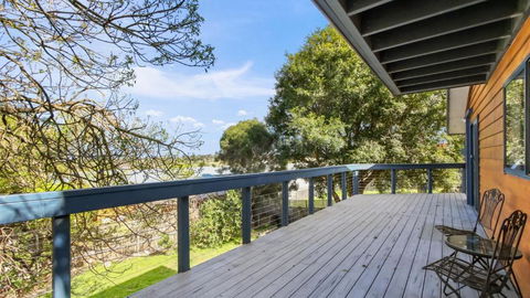 Anchored On Capes Upstairs - Tweed Heads Accommodation 2