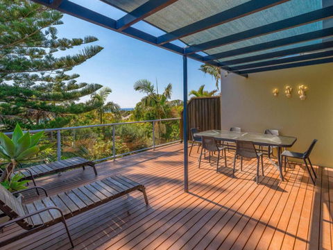 Angourie Blue 8 - Tweed Heads Accommodation 3