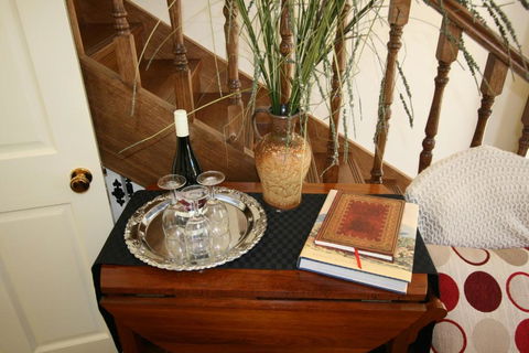 Annies Garden Cottage - Tweed Heads Accommodation 4
