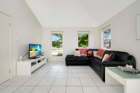 Annvilla - Two Bedroom Townhouse In Huskisson - Tweed Heads Accommodation 4
