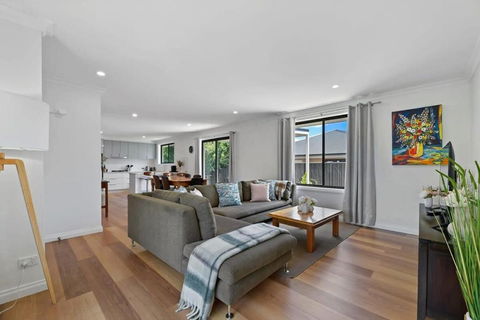 Anson Abode - CBD Home, Modern Sophistication - Tweed Heads Accommodation 1