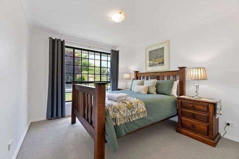 Anson Abode - CBD Home, Modern Sophistication - Tweed Heads Accommodation 2