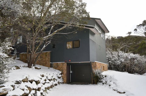 Albina - Tweed Heads Accommodation 0