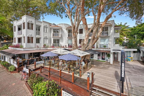 Alassio Apartments With Direct Pool Access Palm Cove - Tweed Heads Accommodation 3