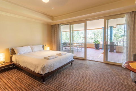 Apartment 2, 9 River Lane Mannum - Tweed Heads Accommodation 3