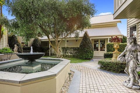 Apollo Bay Guesthouse - Tweed Heads Accommodation 0