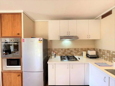 Apollo Bay Holiday House - Tweed Heads Accommodation 2