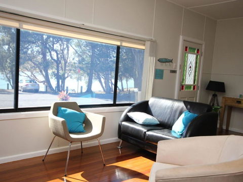 Aqua Cottage - Tweed Heads Accommodation 2